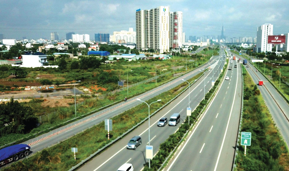 Bất động sản TP.HCM bắt đầu vào mùa ảnh 1