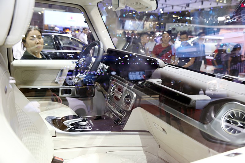Vietnam Motor Show 2019: Mẫu đẹp - xế sang, gian hàng của Mercedes-Benz hút khách ảnh 8