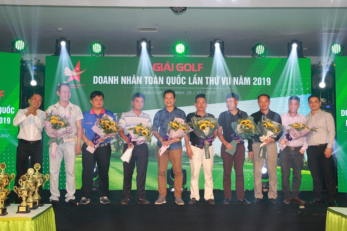 Những khoảnh khắc đẹp tại giải Golf Doanh nhân trẻ toàn quốc năm 2019 ảnh 13