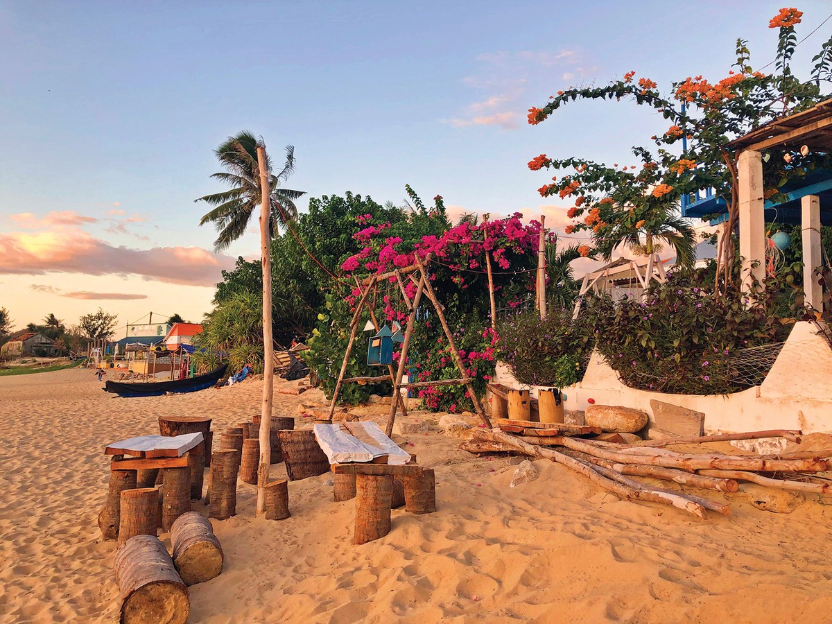 Hừng đông trên làng chài ​Phước Đồng ảnh 2