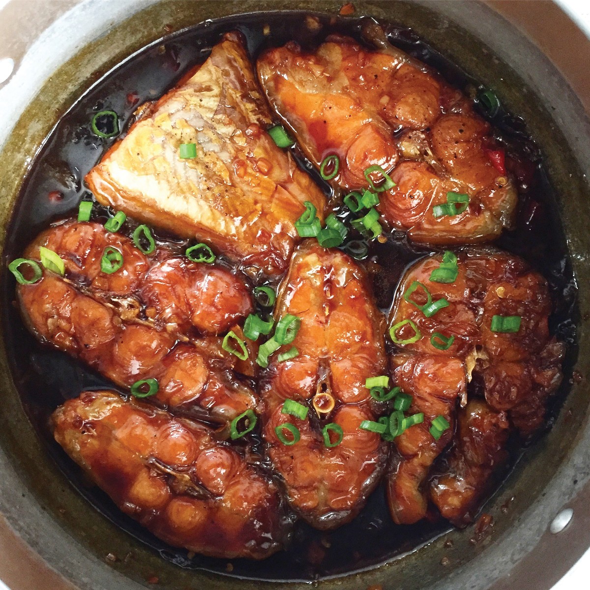 Thấy cá kho tộ là thấy Tết ảnh 1