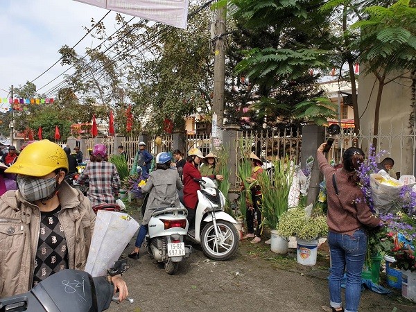Nhộn nhịp Chợ hoa Lũng những ngày giáp Tết ảnh 8