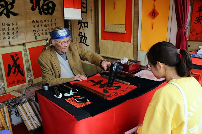 Tái hiện Hà Nội xưa nơi phố ông Đồ ảnh 4