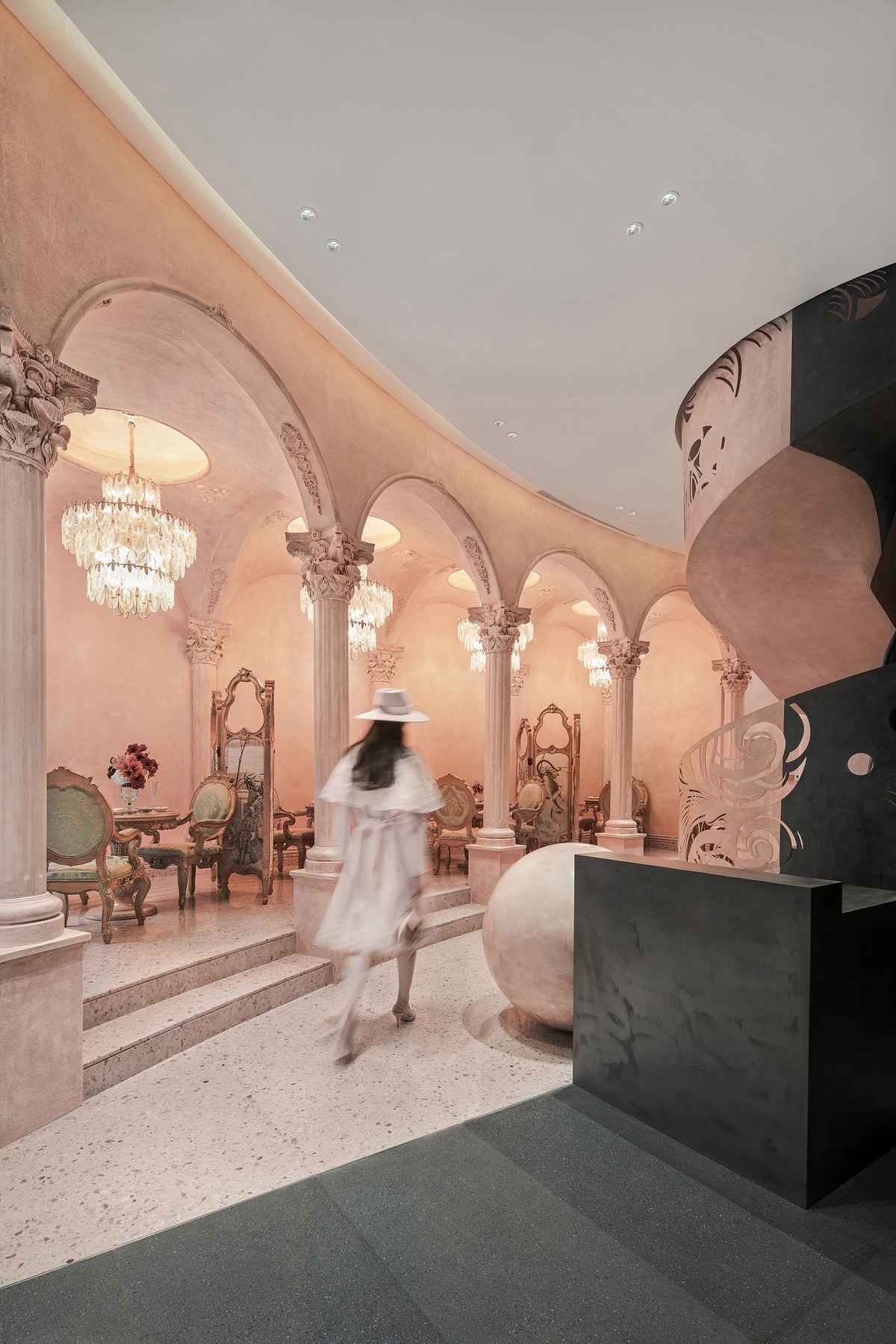 Nhà hàng La Moitié: Cảm hứng vuông - tròn ảnh 4