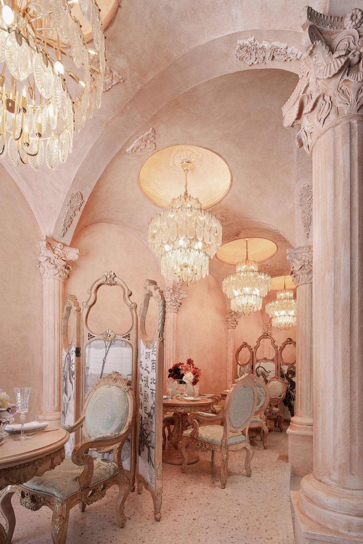 Nhà hàng La Moitié: Cảm hứng vuông - tròn ảnh 5