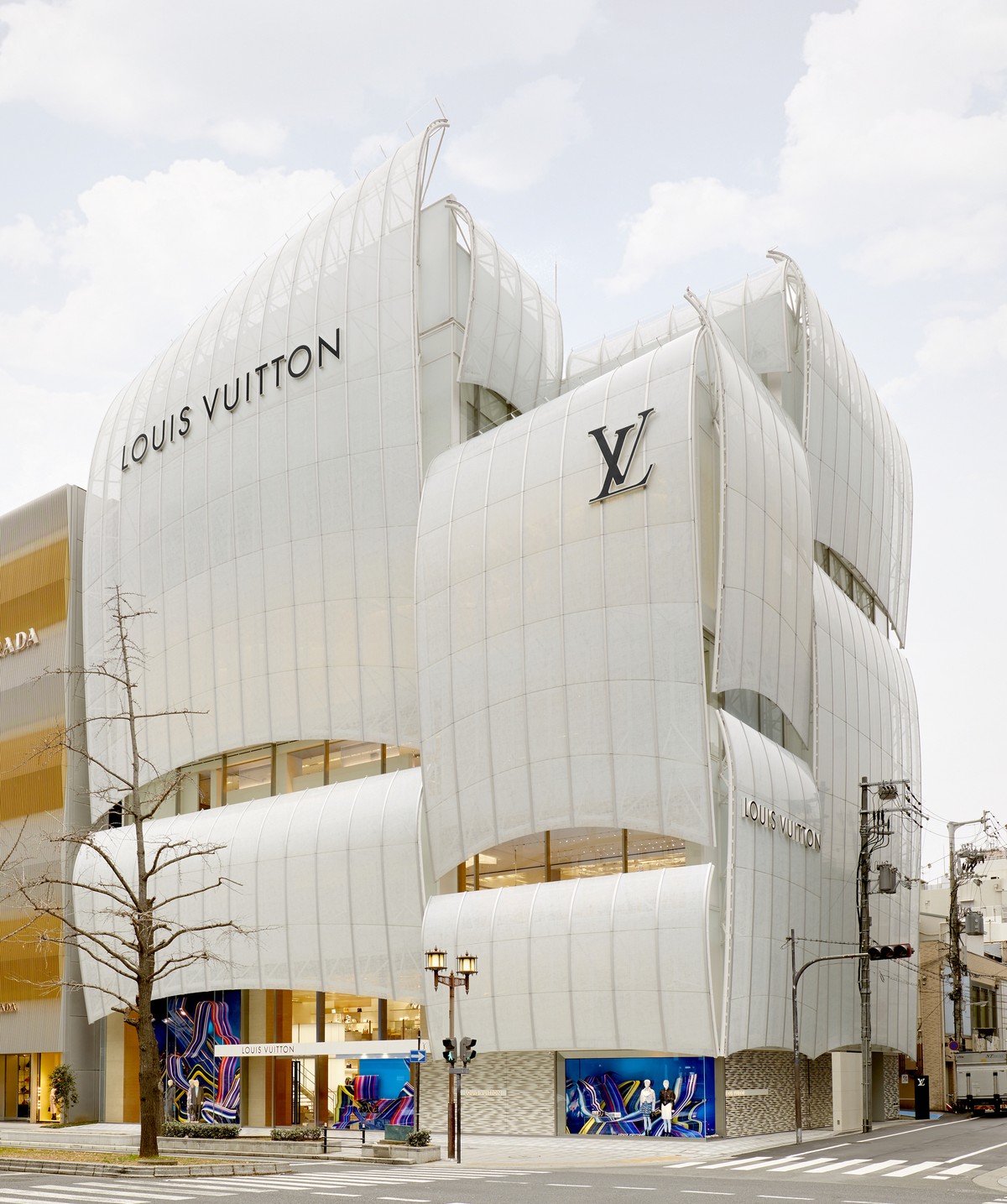 Cửa hiệu Louis Vuitton Osaka: Cánh buồm lộng gió ảnh 6