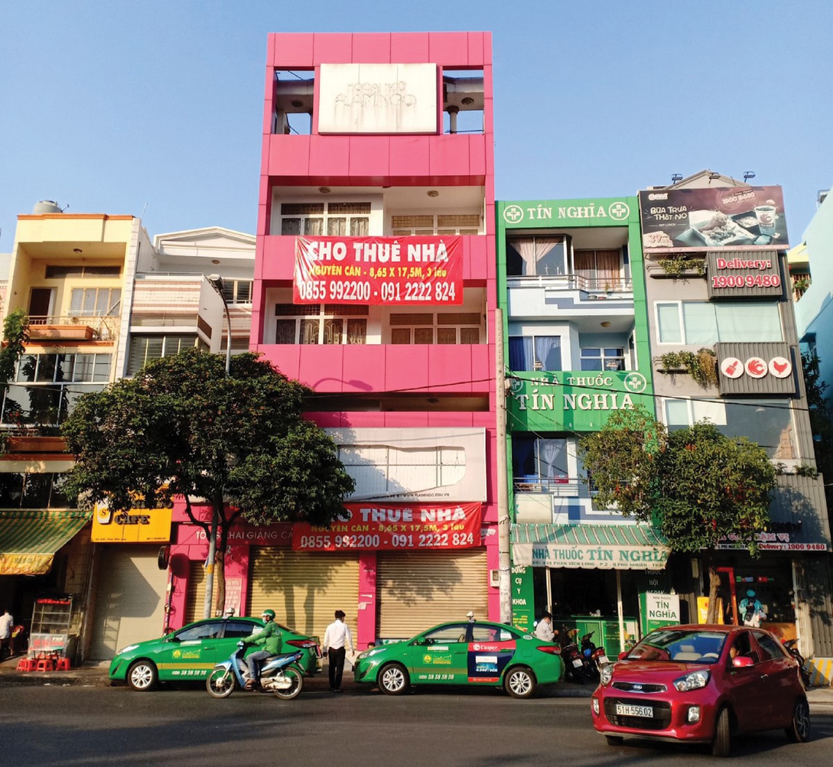 Trung tâm bán lẻ: Chủ và khách dìu nhau vượt khó ảnh 1