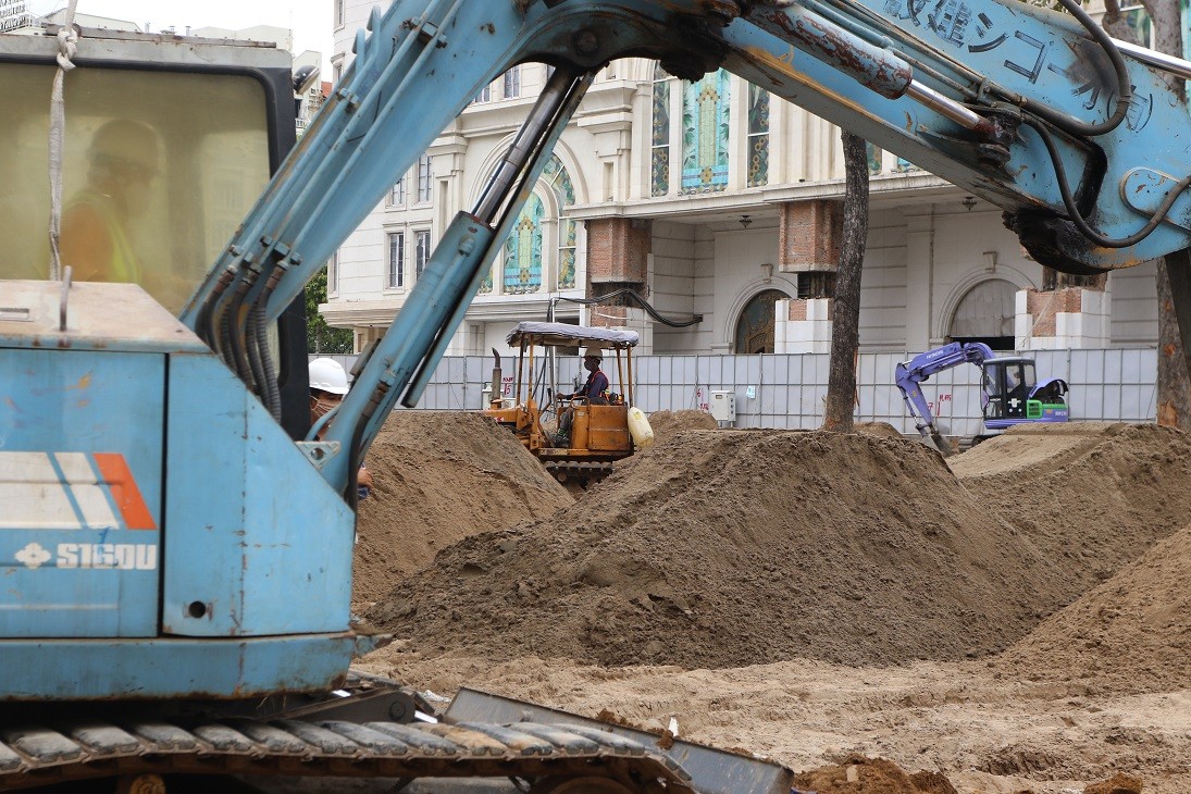 Tuyến Metro số 1: Ga Nhà hát TP.HCM tiến gần tới đích ảnh 3
