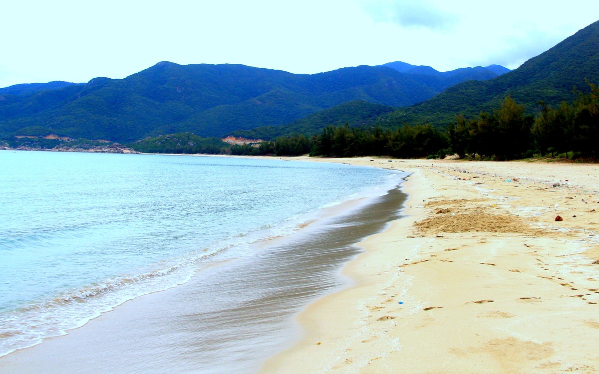 Bình Tiên: Hoang sơ như triệu năm chưa từng có dấu chân người ảnh 2