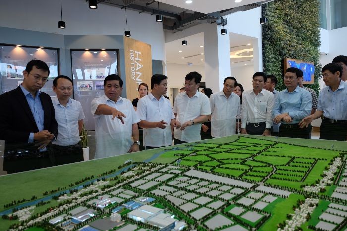 Bộ trưởng Nguyễn Chí Dũng: Tìm lời giải cho bài toán phát triển của Nghệ An ảnh 4