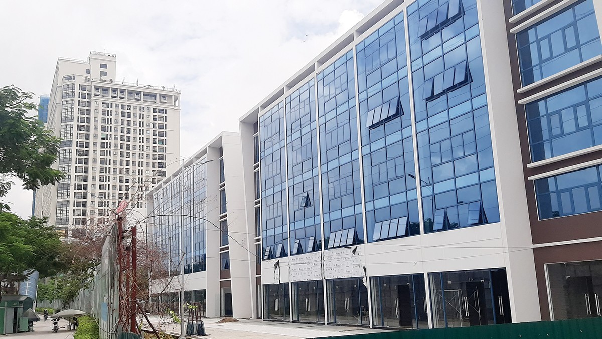 Shophouse nhiễm dịch ảnh 1