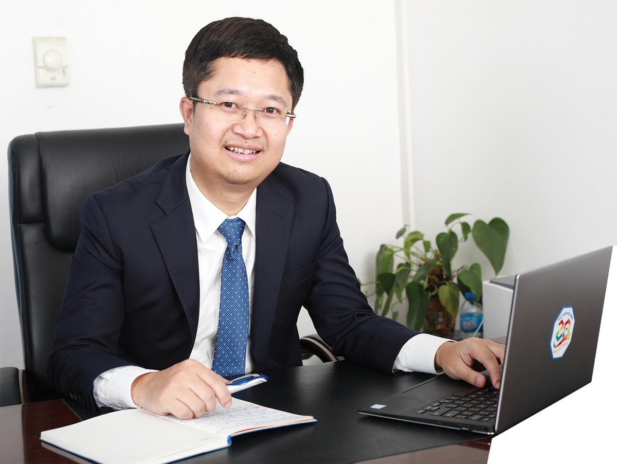 Ông Nghiêm Xuân Thái, Phó tổng giám đốc Bảo hiểm Bưu điện (PTI)