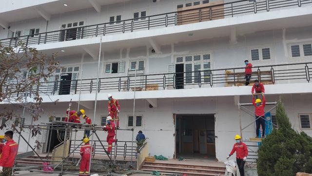 Thi công xây dựng Bệnh viện dã chiến số 3 tại Hải Dương