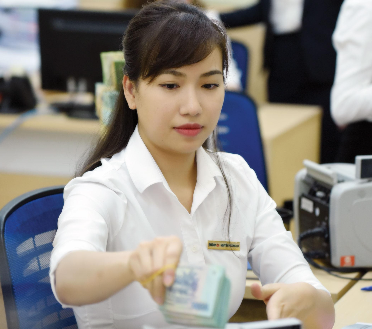 Tác động từ dịch Covid-19 đối với các doanh nghiệp dự kiến kéo dài và các ngân hàng cũng bị ảnh hưởng không nhỏ. Ảnh: Dũng Minh