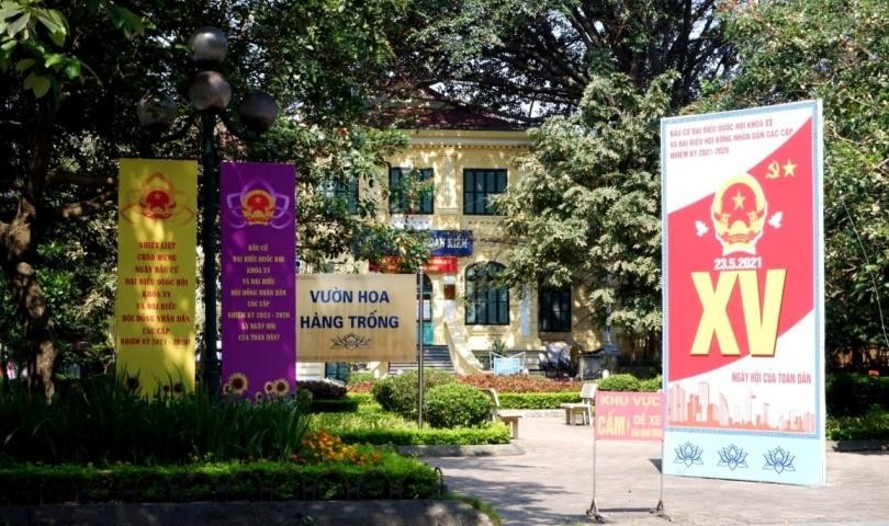 Thành phố Hà Nội đang tích cực chuẩn bị mọi điều kiện tốt nhất về cơ sở vật chất, đảm bảo công tác vệ sinh môi trường, an ninh trật tự và các điều kiện cần thiết khác để chuẩn bị cho ngày đại biểu Quốc hội khóa XV và bầu cử đại biểu HĐND các cấp nhiệm kỳ 2021–2026, ngày 23/5 đảm bảo thành công.