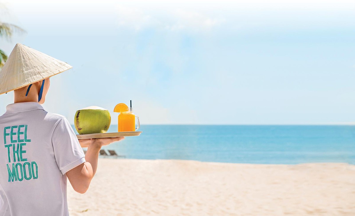 Các khu nghỉ dưỡng nỗ lực duy trì dịch vụ suốt thời gian qua. Ảnh: Thành Nguyễn