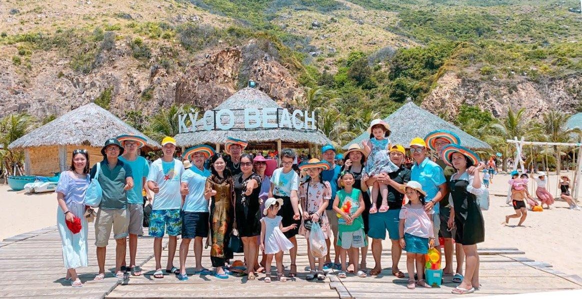 Đoàn khách do AADASIA GROUP tổ chức tại Quy Nhơn.