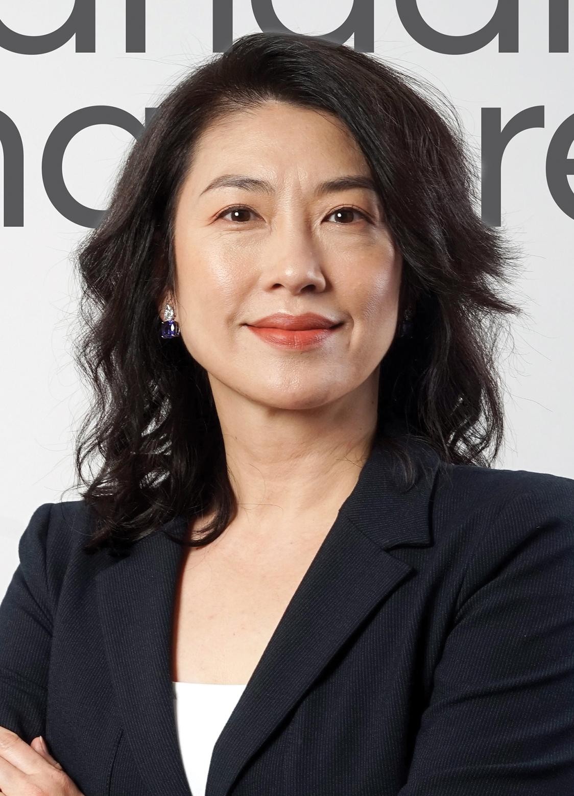 Bà Michele Wee, Tổng giám đốc Ngân hàng Standard Chartered Việt Nam