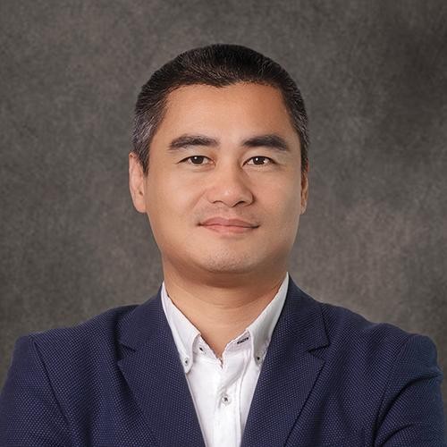 Ông Phạm Hà, Chủ tịch Lux Group