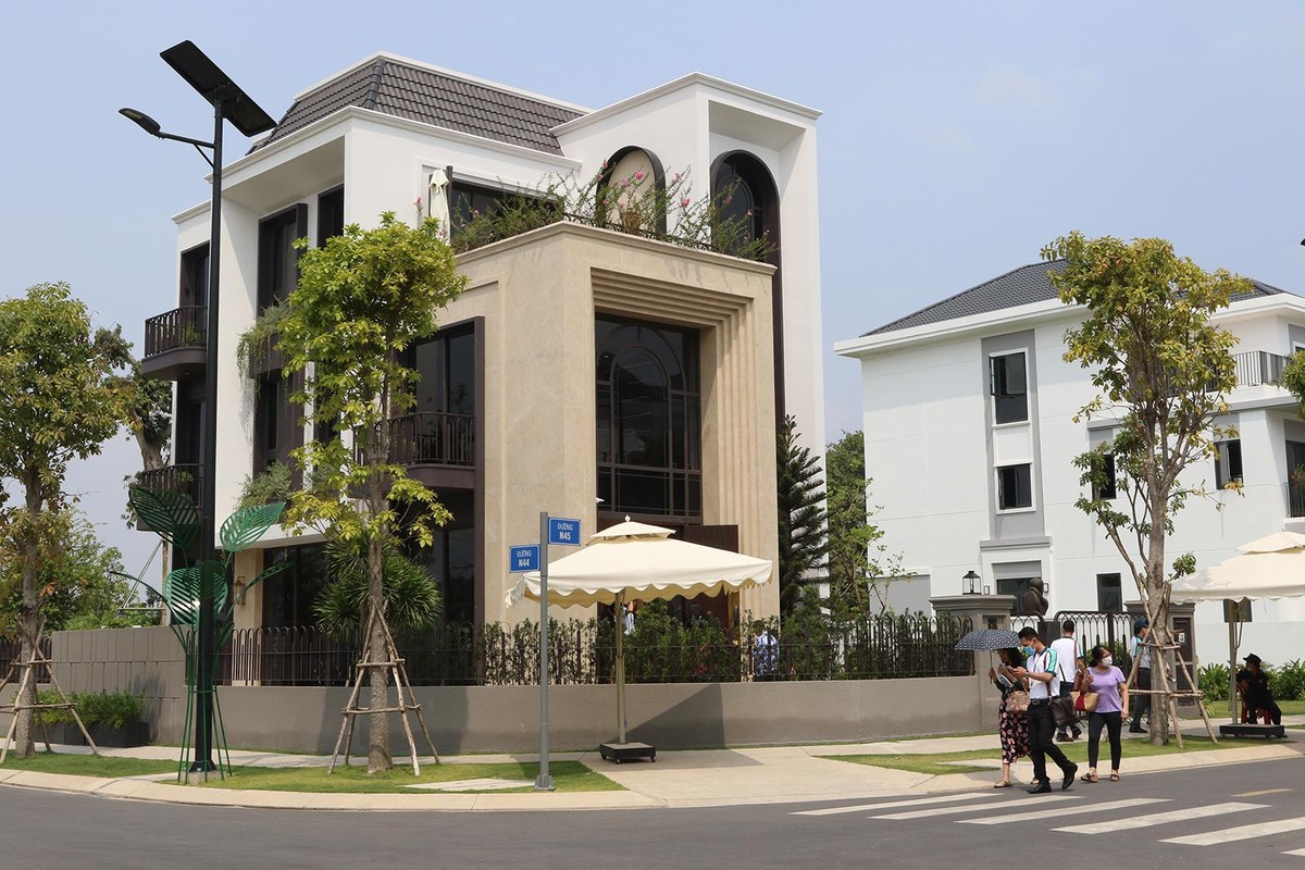 Các bất động sản giá trị lớn có tỷ lệ hấp thụ rất thấp trên thị trường thứ cấp. Ảnh: Lê Toàn