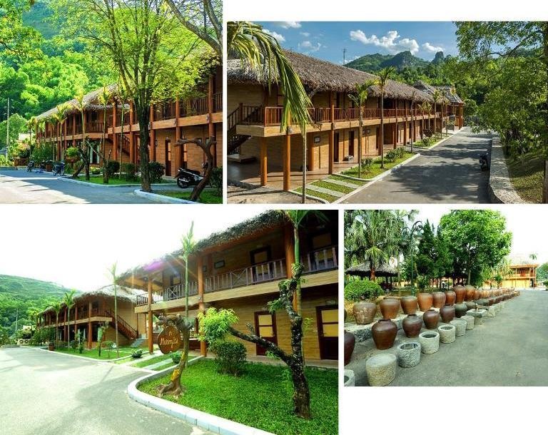 Khách sạn Hòa Bình đạt tiêu chuẩn 3 sao, với trên 60 phòng nghỉ gắn liền với nhà hàng sang trọng, mang đậm văn hóa Mường. Đội văn nghệ đặc sắc cùng những du thuyền cao cấp đầu tiên tại hồ Hòa Bình mang lại cho du khách những trải nghiệm bất ngờ, thú vị.