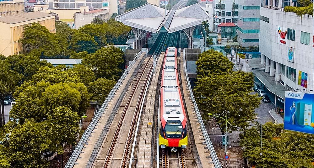 Dự án tuyến ĐSĐT số 3, đoạn Nhổn - ga Hà Nội đã tiến hành thử nghiệm đoàn tàu ở tốc độ tối đa. Các đoàn tàu chạy với tốc độ tối đa 80km/h từ ga S1 - Nhổn đến ga S8 - Cầu Giấy để kiểm tra sự hoạt động của đoàn tàu, tính đồng bộ giữa hệ thống thông tin, tín hiệu của đoàn tàu và hệ thống điều khiển.