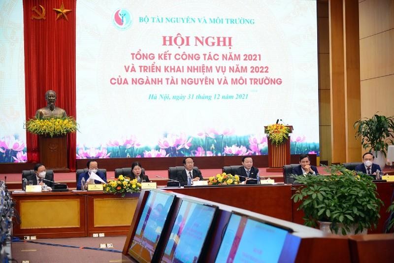 Phó Thủ tướng Lê Văn Thành đánh giá cao kết quả mà ngành Tài nguyên và Môi trường đạt được trong năm 2021. Ảnh: V.Chung