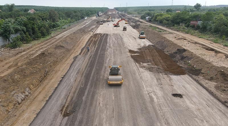 Thi công cao tốc Bắc - Nam phía Đông giai đoạn 2017 - 2020 đoạn qua Đồng Nai Thi công cao tốc Bắc - Nam phía Đông giai đoạn 2017 - 2020 đoạn qua Đồng Nai