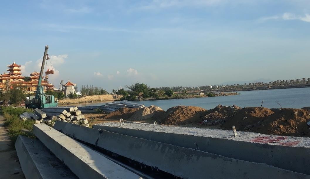 Dự án nạo vét khơi thông sông Cổ Cò được tăng vốn đầu tư thêm hơn 214 tỷ đồng.