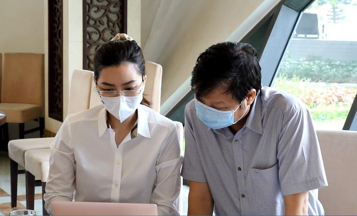 Trao đổi cùng GS.TS. Trần Như Dương về nội dung chiến lược điều tra dịch tễ và xét nghiệm áp dụng tại Bắc Giang.