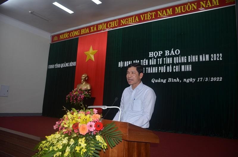 Ông Hồ An Phong, Phó chủ tịch UBND tỉnh Quảng Bình phát biểu tại buổi họp báo.