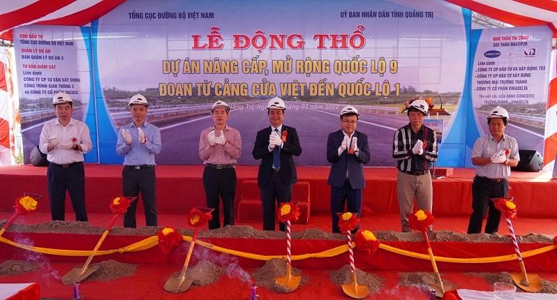 Tổng cục đường bộ Việt Nam và UBND tỉnh Quảng Trị tổ chức động thổ Gói thầu RAI/CP26 Dự án nâng cấp, mở rộng Quốc lộ 9 đoạn từ cảng Cửa Việt đến Quốc lộ 1