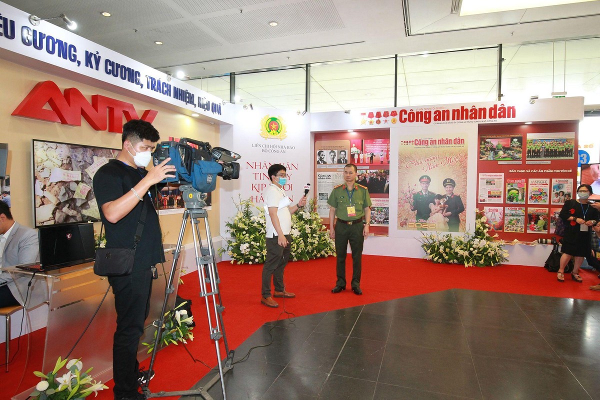 Gian trưng bày của Báo Công an Nhân dân