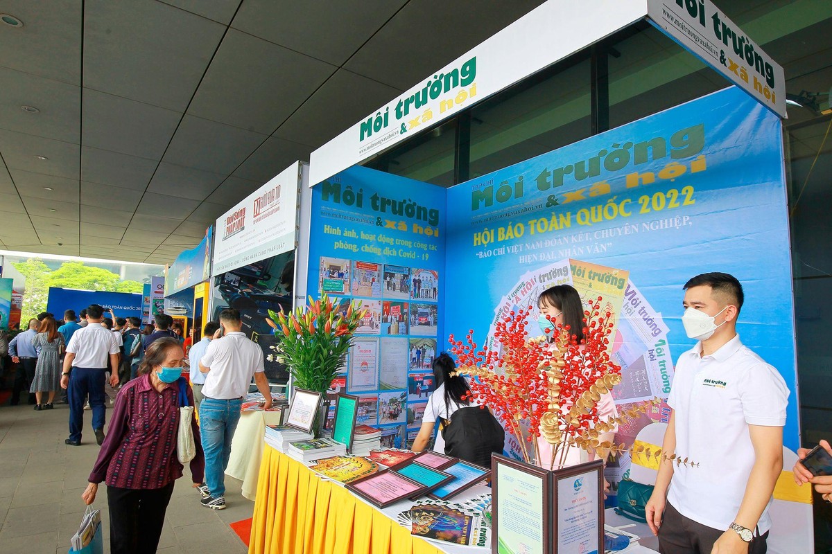 Gian trưng bày của Báo Môi trường &amp; Xã hội