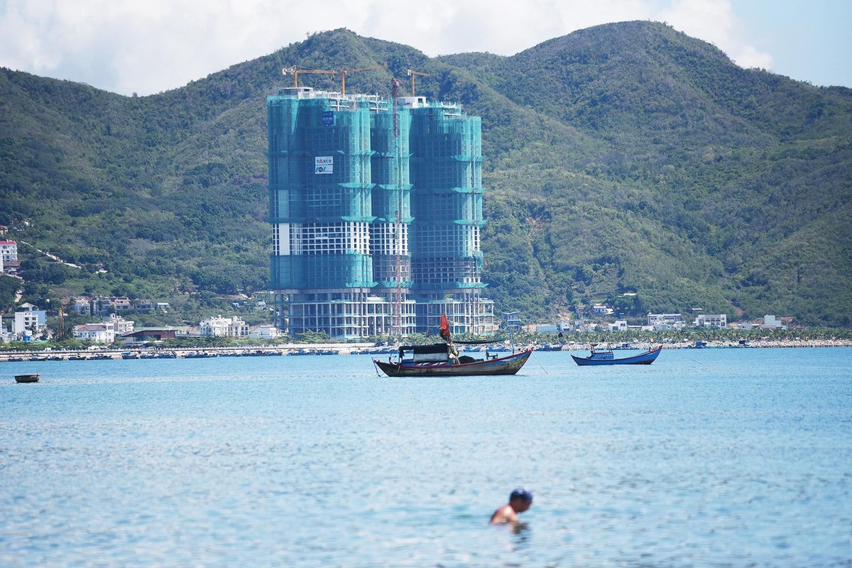 Nhiều dự án du lịch, nghỉ dưỡng đang chờ tháo gỡ vướng mắc pháp lý. Ảnh: Dũng Minh