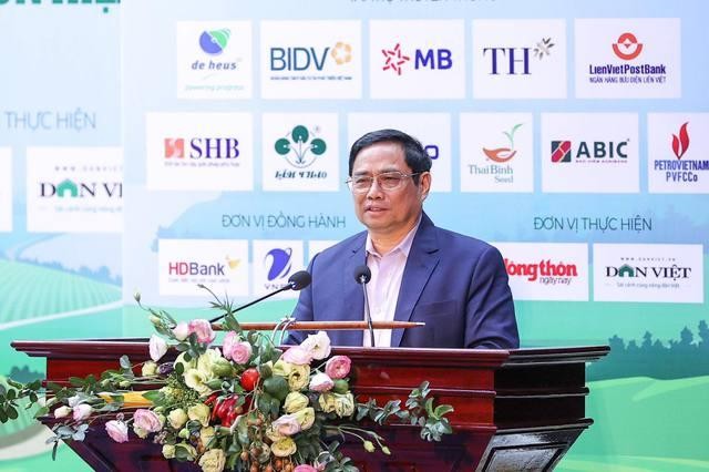 Thủ tướng khẳng định, đóng góp của lĩnh vực nông nghiệp, nông thôn và của nông dân vào thành tựu chung của đất nước là rất quan trọng và to lớn (Ảnh: Nhật Bắc)