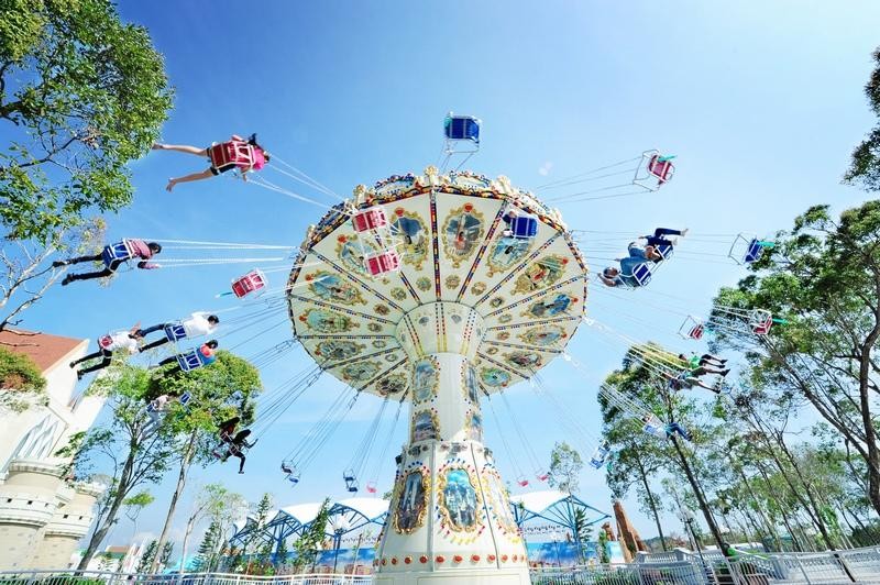 Trò chơi mạo hiểm tại công viên Vipearl Land Phú Quốc.