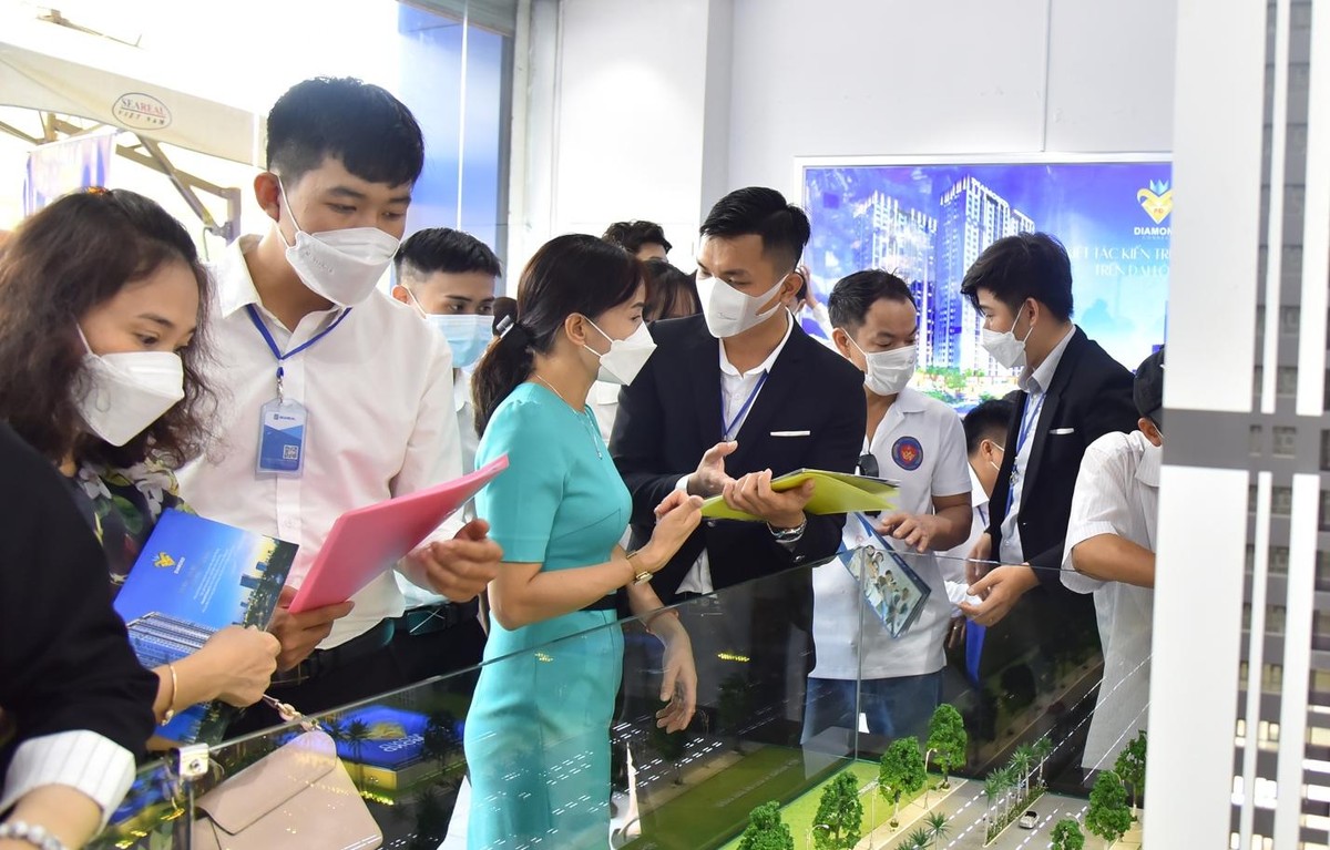 Dù giá bán tăng cao nhưng vẫn thu hút nhiều nhà đầu tư quan tâm.