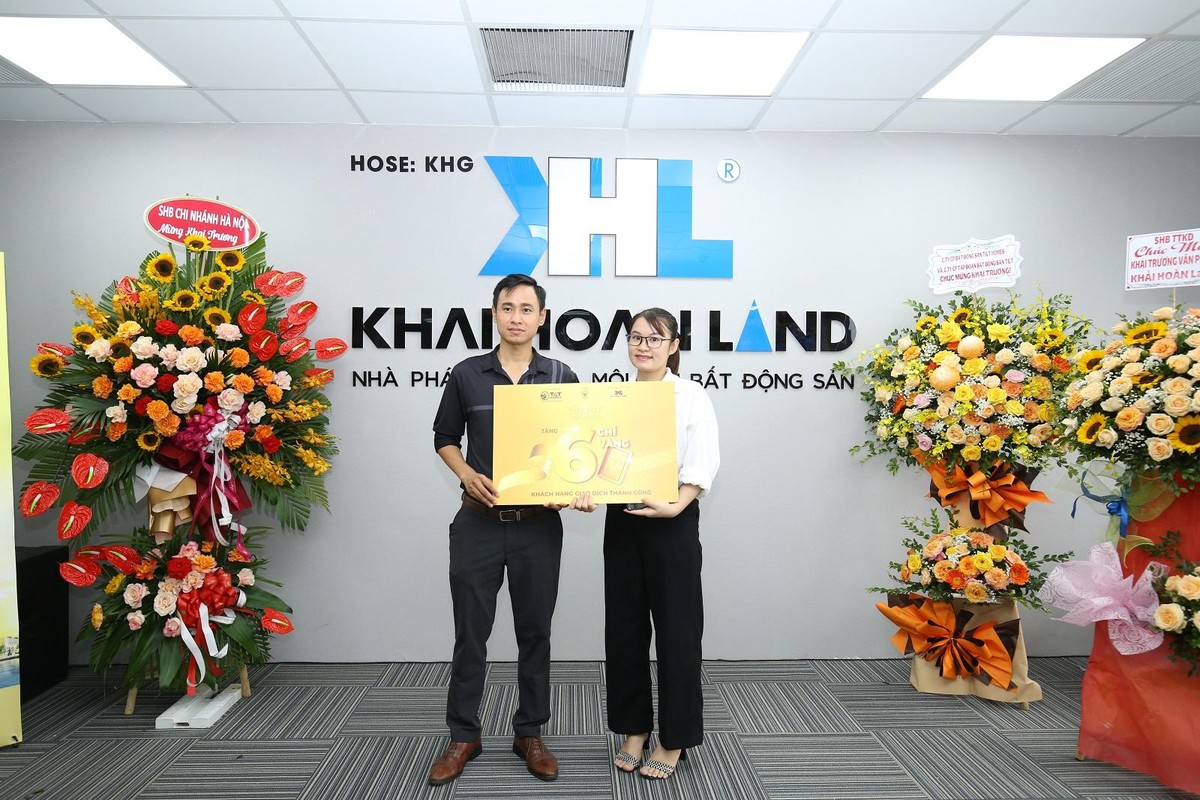 Khách hàng nhận được quà tặng vàng khi có giao dịch thành công