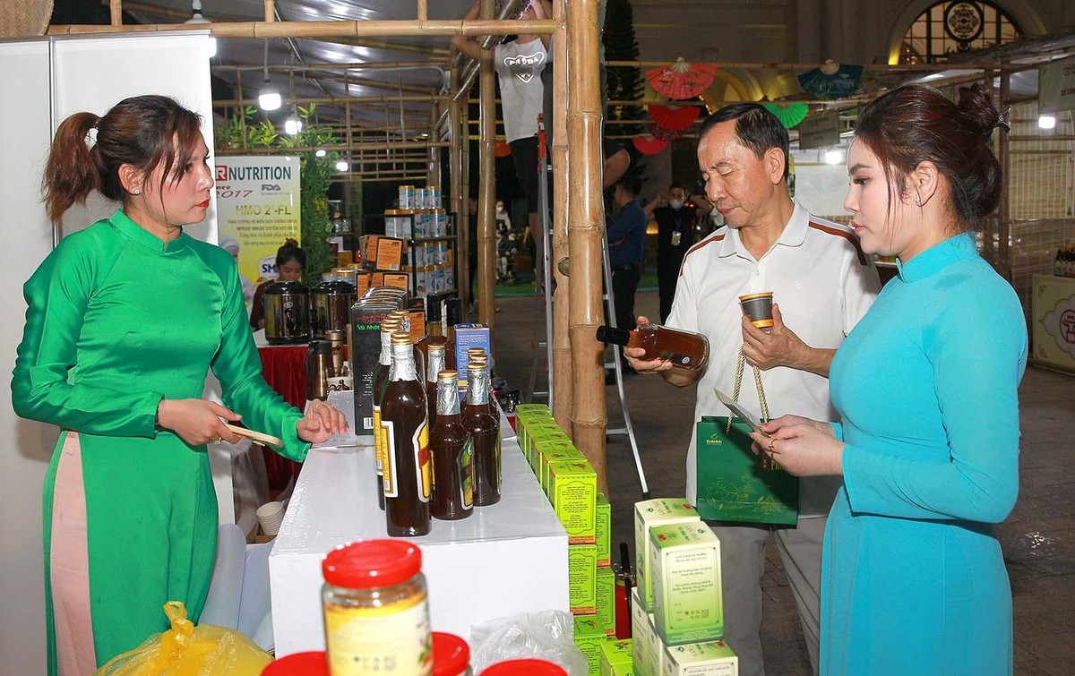 Tại Hội chợ sẽ có các hoạt động trình diễn sản phẩm, quảng bá văn hóa, xúc tiến du lịch với các hoạt động tôn vinh sản phẩm truyền thống...