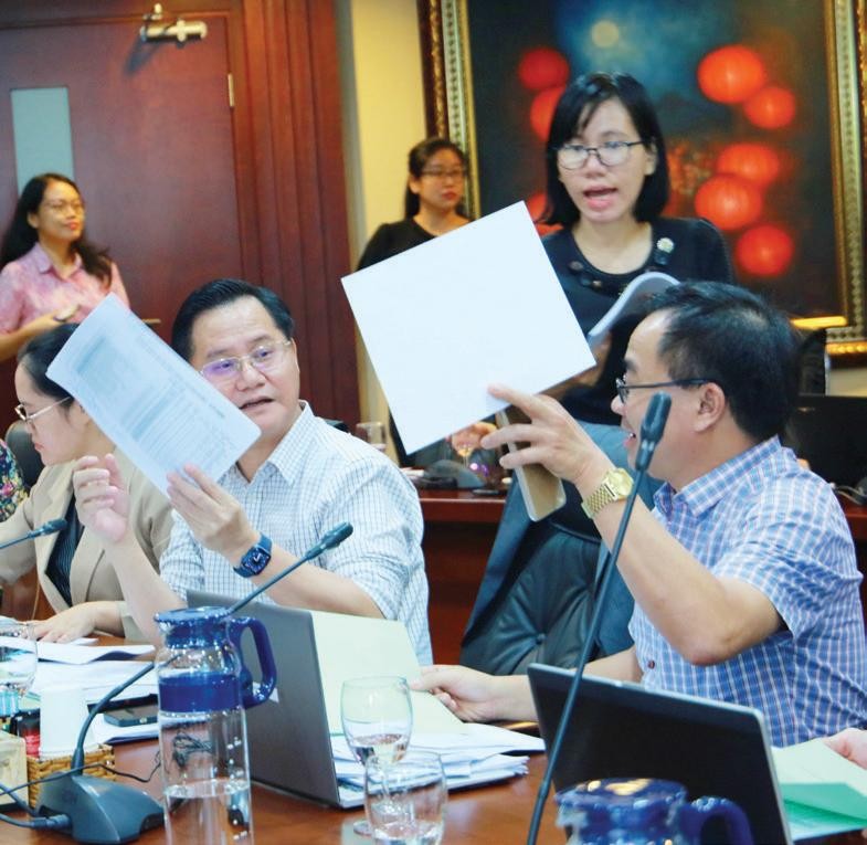 Hội đồng bình chọn bỏ phiếu để chọn các doanh nghiệp minh bạch nhất để vinh danh