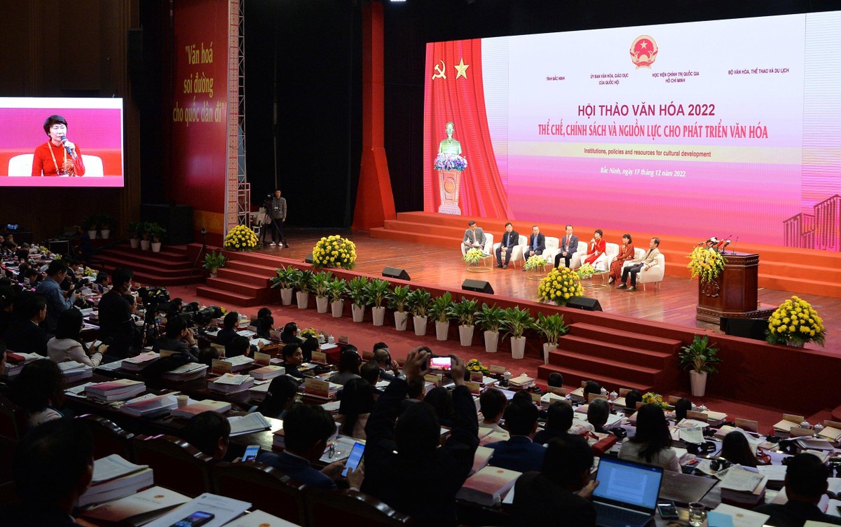 Toàn cảnh phiên thảo luận. Toàn cảnh phiên thảo luận.