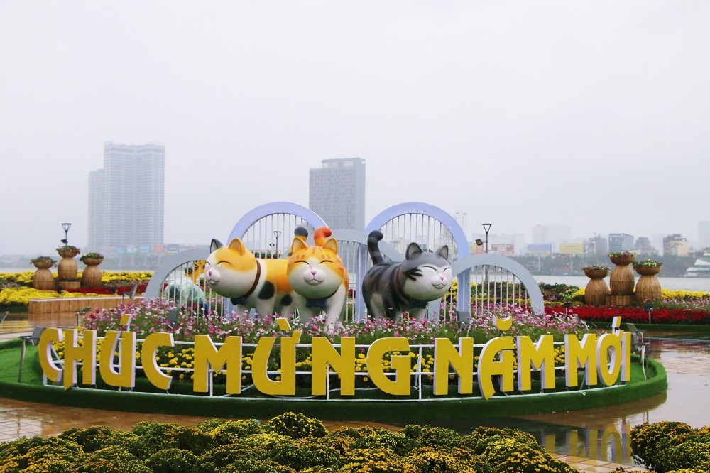 Thành phố Đà Nẵng còn có 8 vị trí được trang trí hoa Tết Quý Mão.