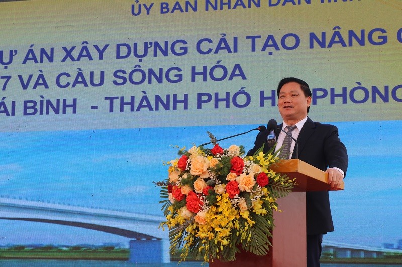 Chủ tịch UBND tỉnh Thái Bình Nguyễn Khắc Thận phát biểu tại buổi lễ.