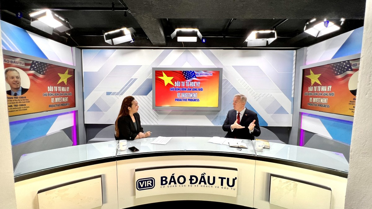 Ông Ted Osius, nguyên Đại sứ Hoa Kỳ tại Việt Nam, Chủ tịch kiêm Giám đốc điều hành USABC tại Trường quay Báo Đầu tư.