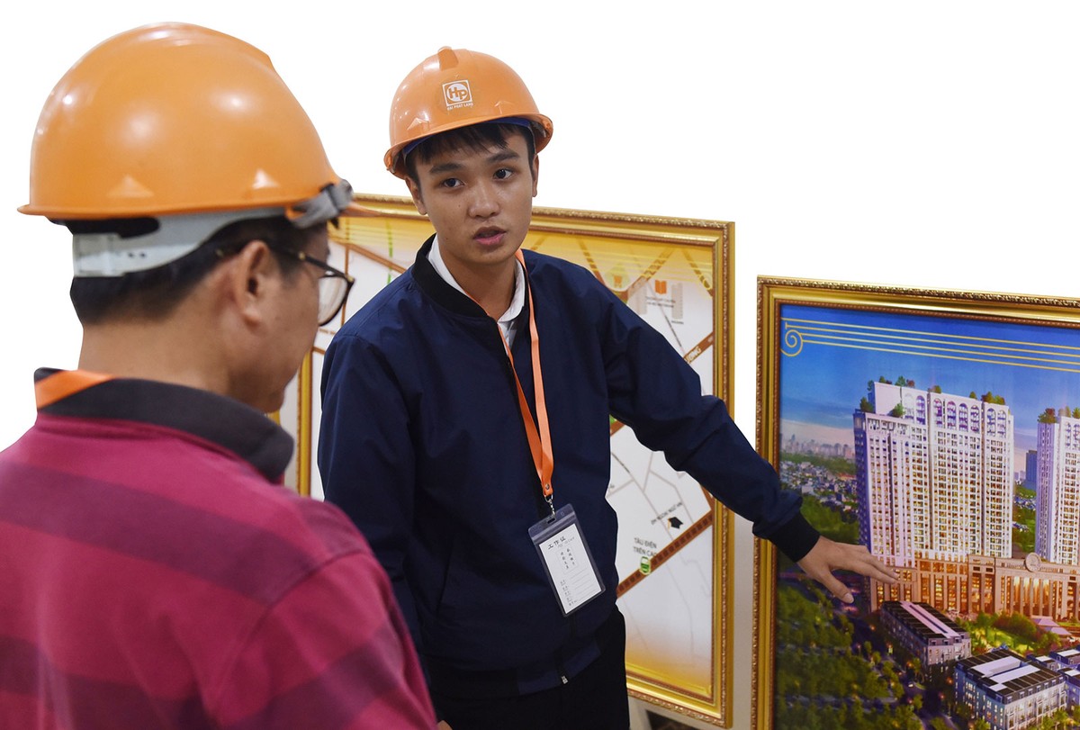 Nhiều chủ đầu tư đang rục rịch ra hàng. Ảnh: Dũng Minh