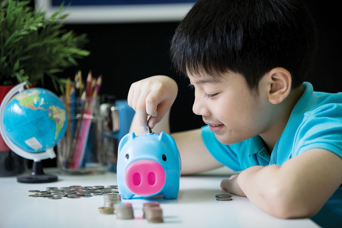 Ngày càng có nhiều người trẻ mua bảo hiểm nhân thọ cho mình và người thân