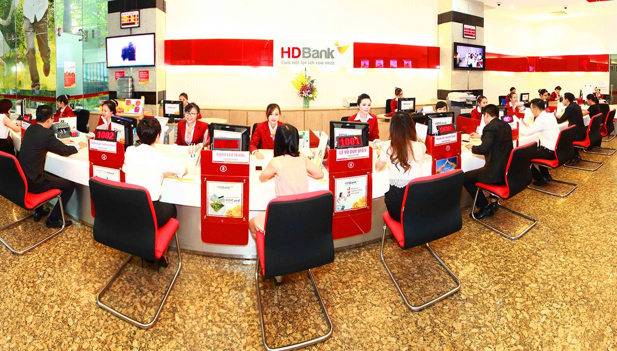 HDBank đã cắt giảm được 42% chi phí hoạt động khi triển khai xây dựng cơ sở hạ tầng trên nền tảng đám mây HDBank đã cắt giảm được 42% chi phí hoạt động khi triển khai xây dựng cơ sở hạ tầng trên nền tảng đám mây