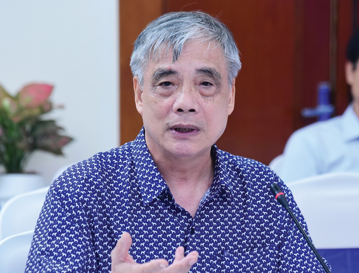 GS-TS. Trần Đình Thiên, Nguyên Viện trưởng Viện Kinh tế Việt Nam GS-TS. Trần Đình Thiên, Nguyên Viện trưởng Viện Kinh tế Việt Nam