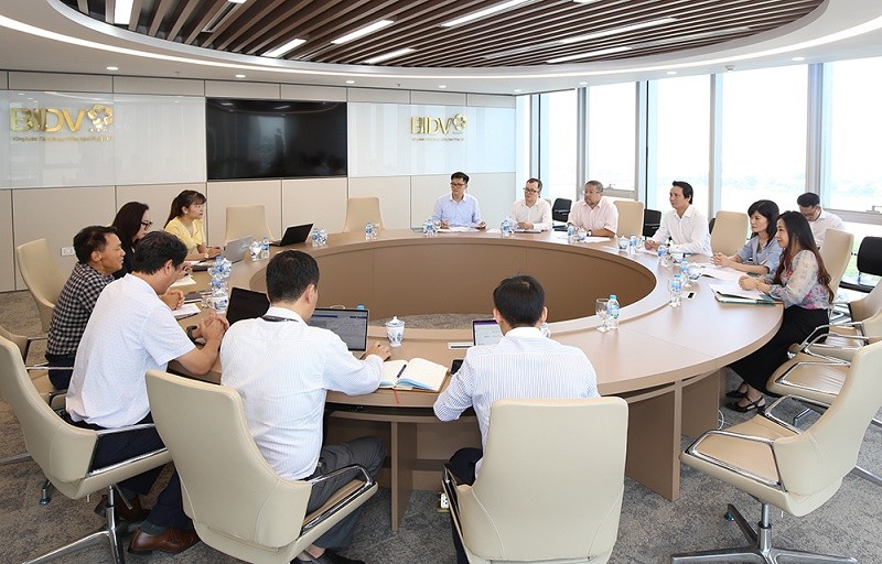 EVNNPT làm việc với BIDV